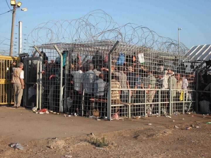 Kavezi za palestinske radnike