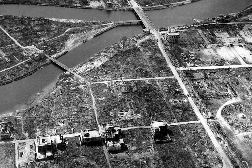 Pogled na Hirošimu nakon eksplozije atomske bombe