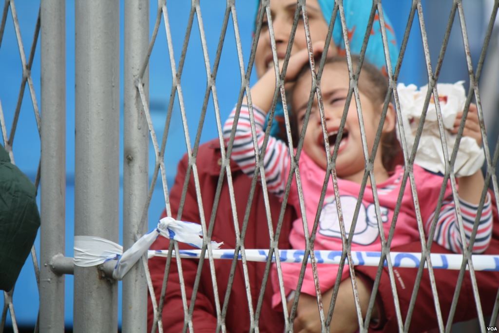 Uslovi života u hrvatskom izbegličkom kampu (Video)