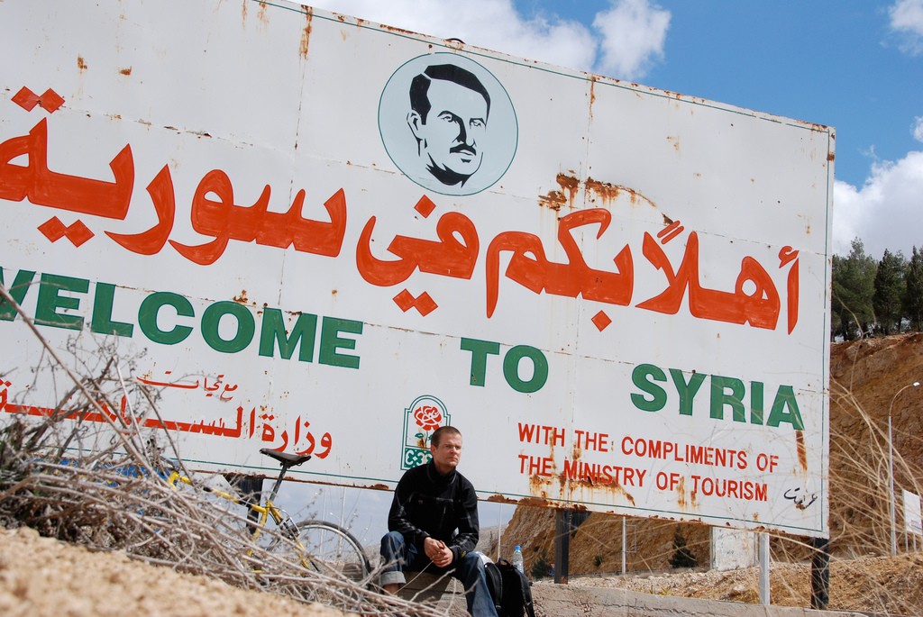 Sirija između čekića i nakovnja: Asad odbija saradnju sa Francuskom, a Rusija ne
