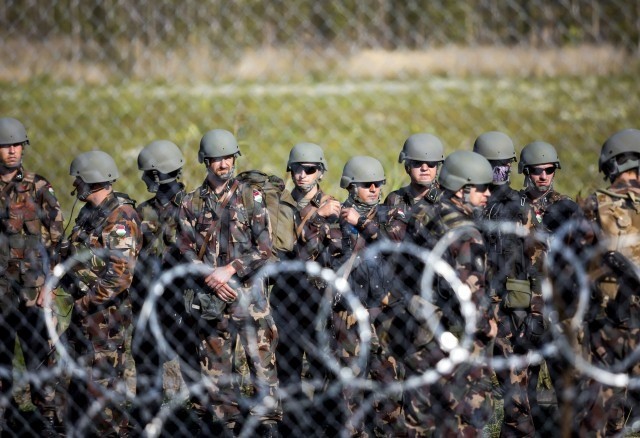 EU i NATO šalju vojnike da čuvaju mađarsku granicu