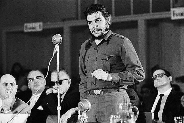 Che Guevara Speaking