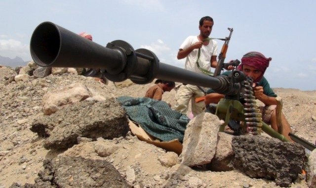 Vojska Jemena i narodni komiteti pripremaju juriš na najveću vojnu bazu na jugu zemlje