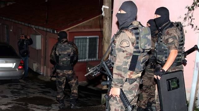 Oružani sukob u istanbulskom kvartu Kučuk Armutlu