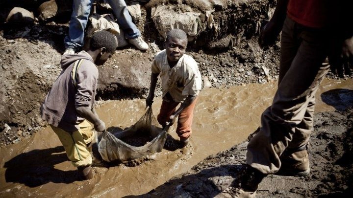 Deca rudari u Kongu: Ljudska cena elektronskih uređaja