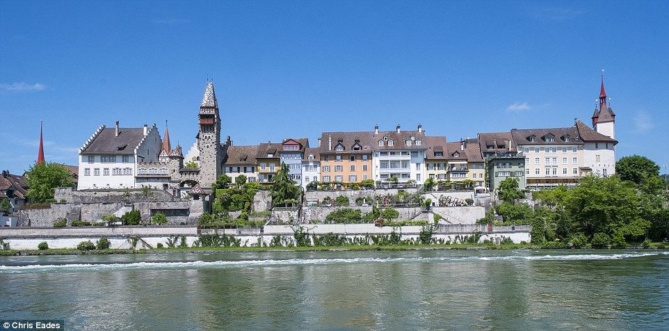 Švajcarsko selo bogatih platiće da ne primi izbeglice