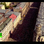 Vazdušni snimak marša „Besmrtnog puka” u centru Moskve (VIDEO)