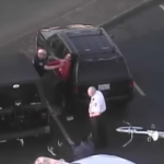 SAD: Policijska brutalnost nad 15-godišnjakinjom zbog vožnje bicikla (VIDEO)