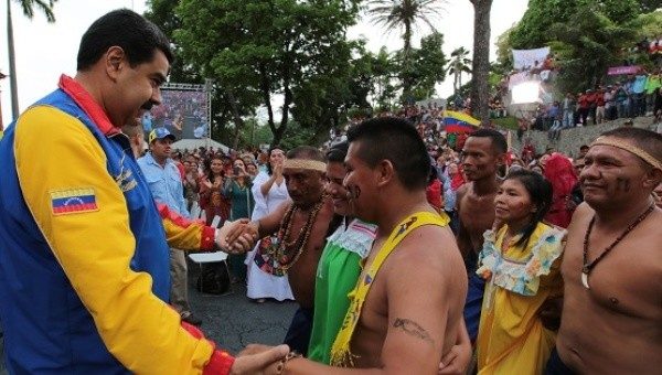 Domorodačko stanovništvo Venecuele u podršci Bolivarskoj revoluciji