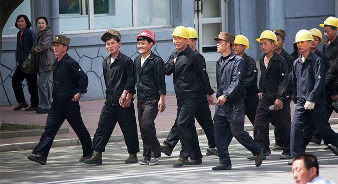 SAD zahteva da se severnokorejskim radnicima u inostranstvu uskrati posao!