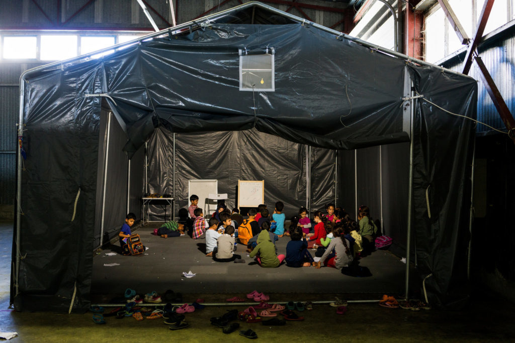Grčki roditelji sprečavaju izbeglice da pohađaju škole