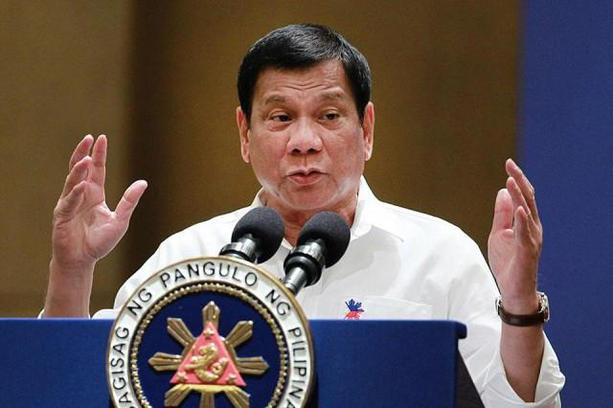 I Duterte se ulaguje SAD-u, naziva Kim Džong Una “ku….. sinom”!