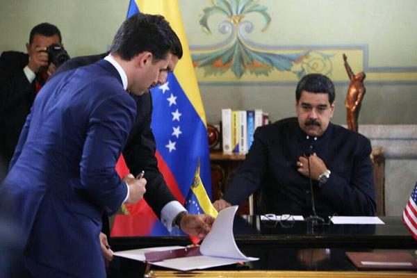 Maduro zaplenio fabriku američke kompanije i predao je radnicima!