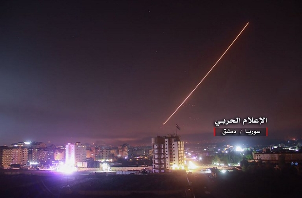 Izraelski avioni napali sirijsku bazu iz Jordana!
