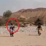 Jemenski sudija sa mitraljezom umesto pištaljke! (VIDEO)