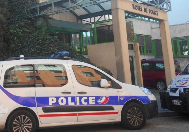 Četiri desetogodišnjaka privedena u francusku policiju!
