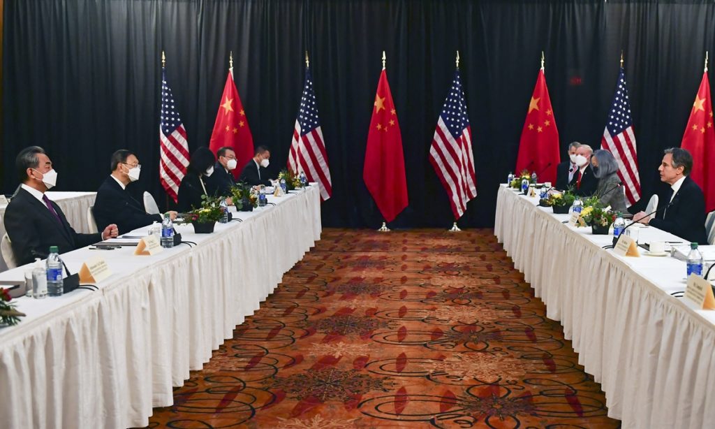 Kina i SAD razmenile oštre reči na sastanku na Aljasci