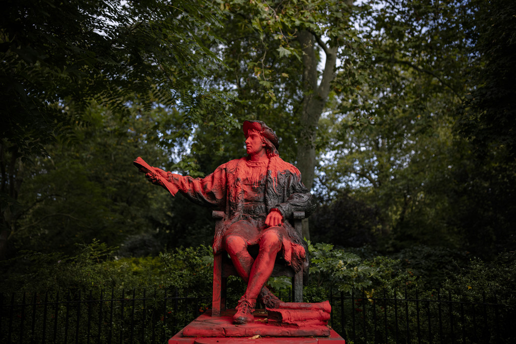 “Ulepšan” Kolumbov spomenik u Londonu; u Meksiku ga menjaju za domorodački