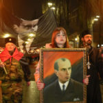 U Ukrajini velikim maršom obeležili rođendan nacističkog saradnika Bandere
