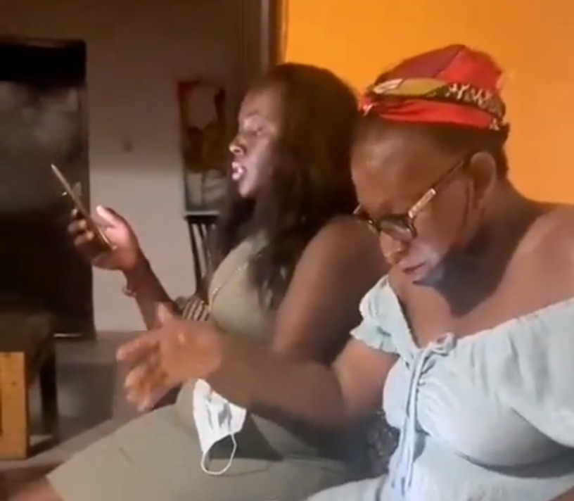 Hor u Kongu peva najlepše srpske pesme (video)