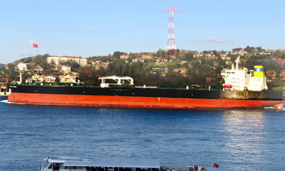 Iran odgovorio na krađu nafte: zaplenjena dva grčka tankera