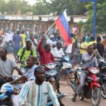 Demonstranti u Burkini Faso zapalili francusku ambasadu