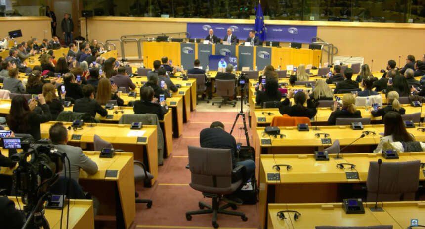 Otvoreno kršenje suvereniteta Irana: u Evropskom parlamentu se govori o smeni vlasti u Teheranu!