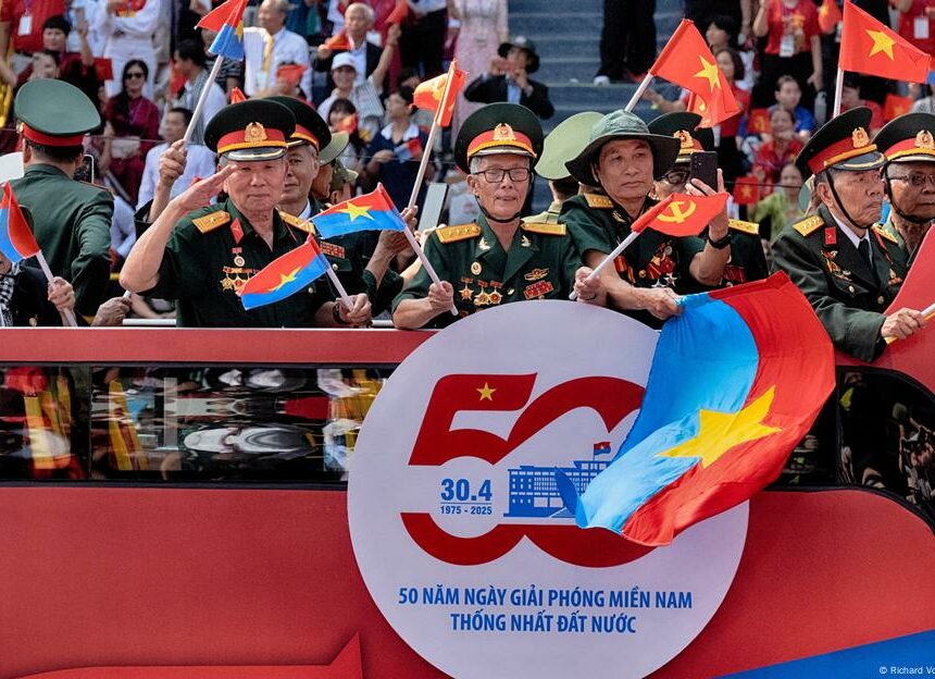 Vijetnam proslavio 50 godina od antiimperijalističke pobede nad SAD! (Foto)