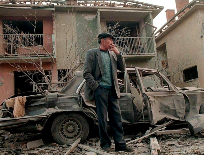 Majkl Parenti — Plansko razaranje Jugoslavije