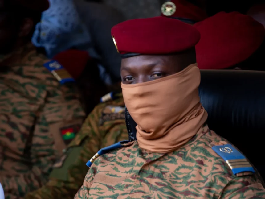 Burkina Faso ukinula sve političke stranke i više od 100 NVO!