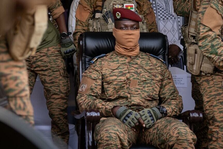 000_32LH24C Burkina Faso prekinula diplomatske odnose sa Francuskom zbog terorizma!