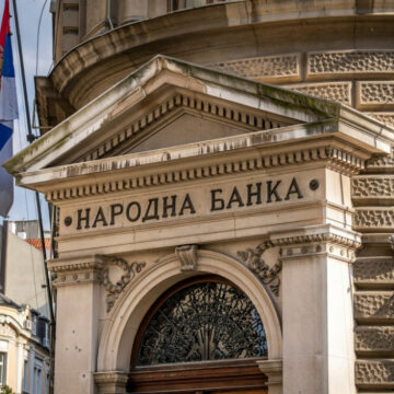 303151_shutterstock-2622707701_f Tekovine 5. oktobra: Giljotina za domaće banke i genocid nad srpskom industrijom